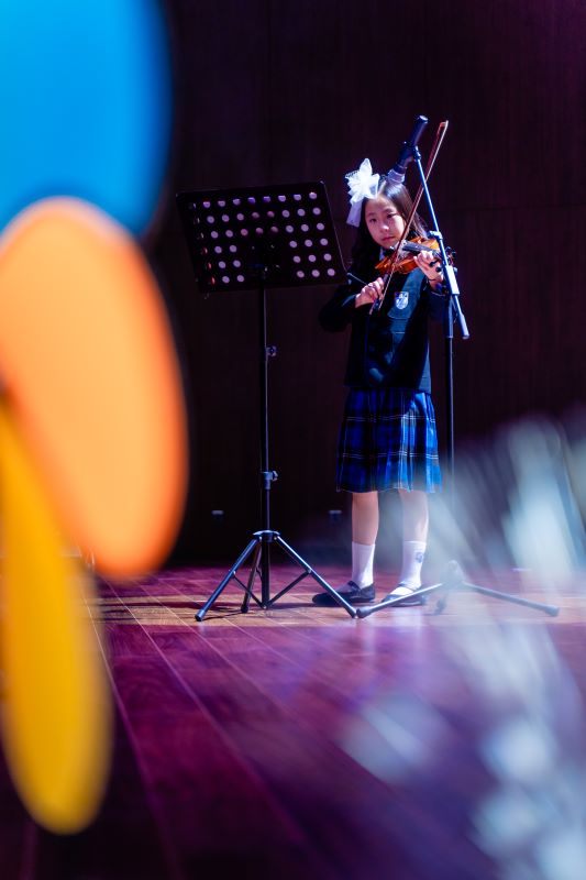 “El Choclo” by Angel Villoldo – Seohuyn Kim, Year 6. Our young violinist performed this melody with confidence and finesse.