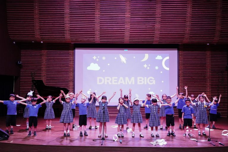 Dream-big-768x512